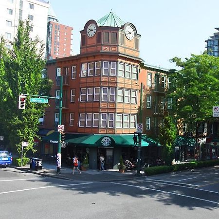 Times Square Suites Hotel Vancouver Buitenkant foto