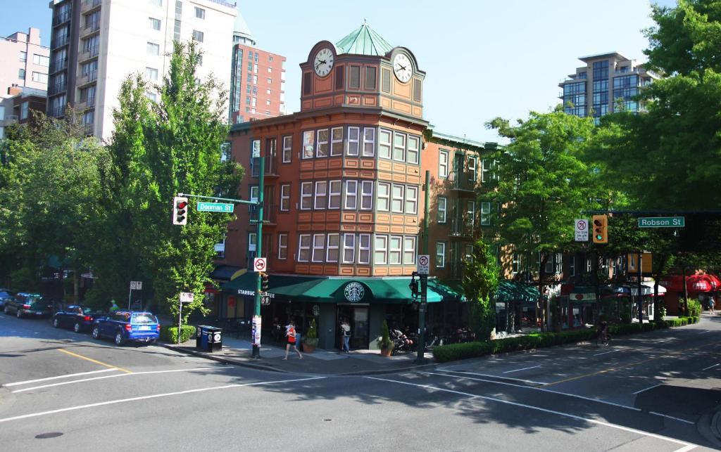 Times Square Suites Hotel Vancouver Buitenkant foto